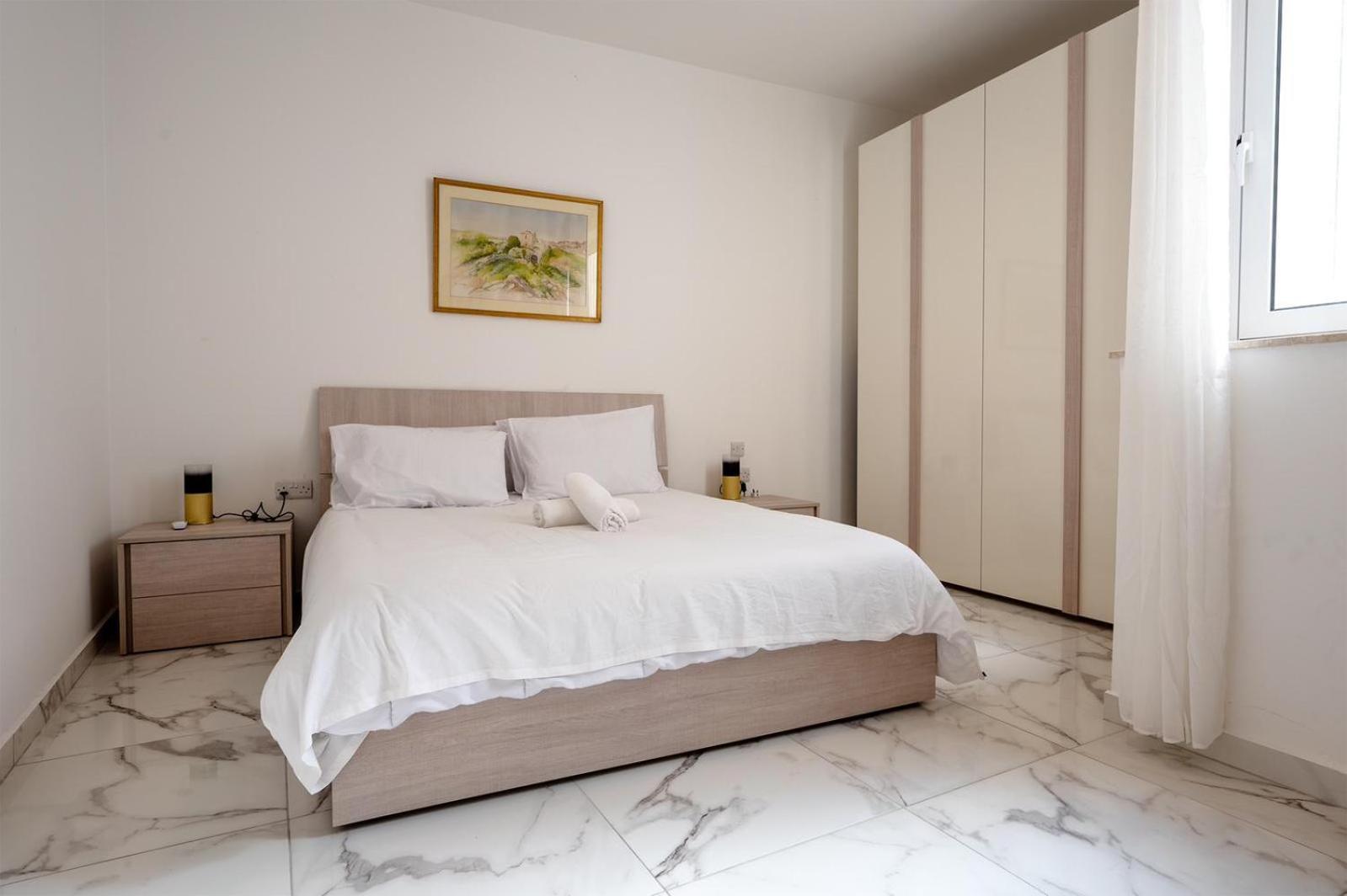 Msida Central Suites - Emmnic Court Экстерьер фото