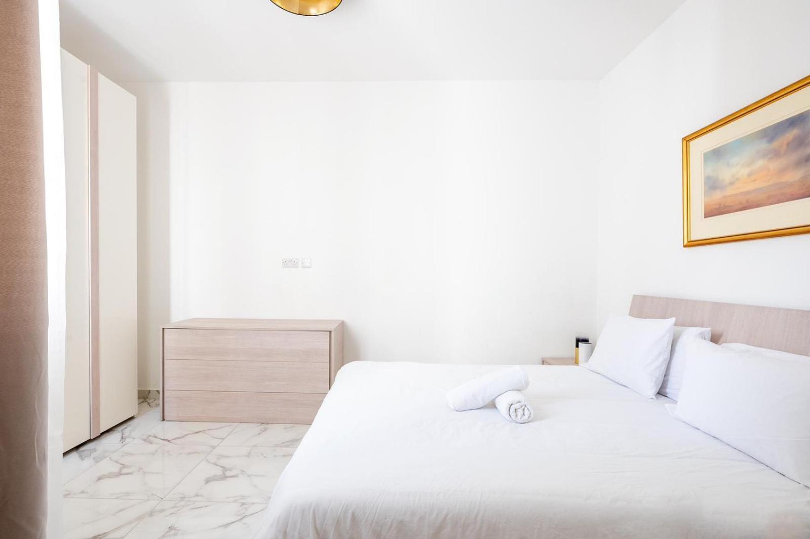 Msida Central Suites - Emmnic Court Экстерьер фото