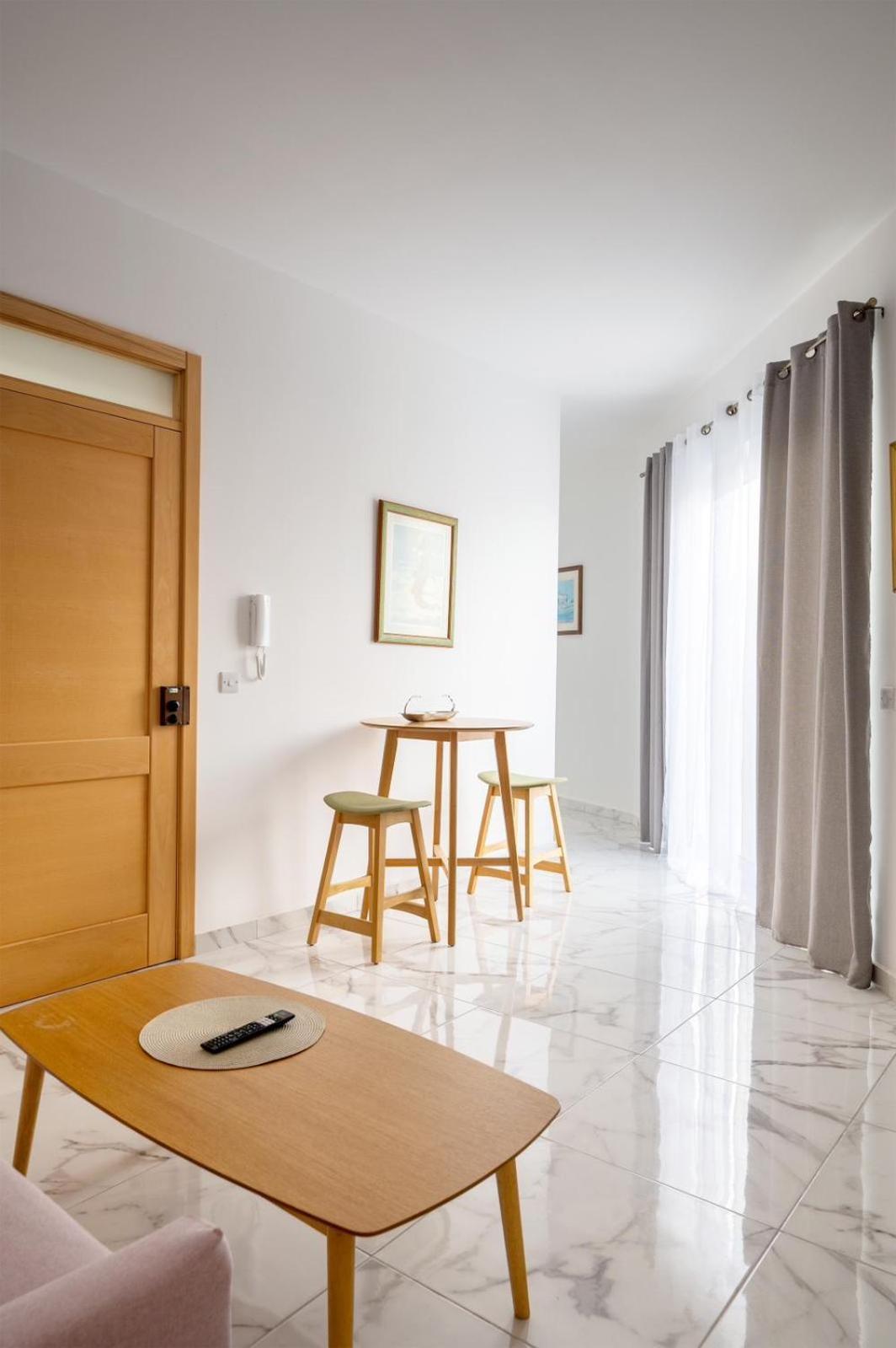 Msida Central Suites Экстерьер фото